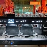 شکلات فروشی