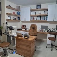 عینک نورا
