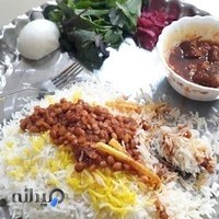 تهیه غذای شریفی