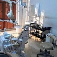 مطب تخصصی دندان‌پزشکی و درمان ریشه دکتر فهیمه جعفری