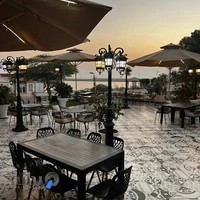 رستوران و کافه فراتی