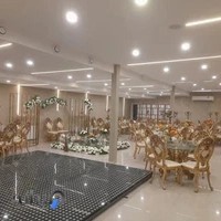 باغ رستوران اعیانی