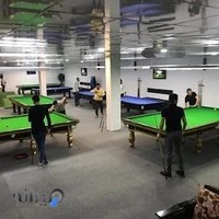 کافه بیلیارد توپ سیاه