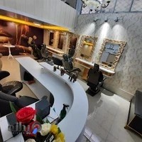 سالن زیبایی و مرکز ناخن یاس