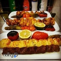 چلو کبابی گوشه ای
