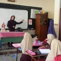 دبستان دخترانه ۱۳ آبان