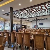 رستوران عادل