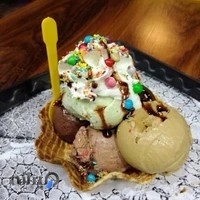 بستنی حاجی‌بابا