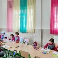 دبستان و پیش دبستان غیر دولتی دخترانه گل یاس