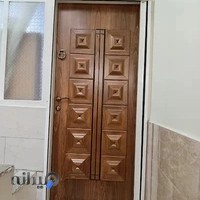 نصاب و نصب درب چوبی