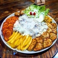 كافه ٨