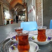 صبحانه‌سرای بازار (قاسم عمی)