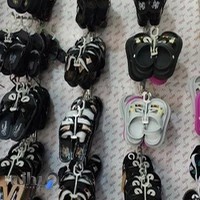 فروشگاه دمپایی و صندل رستا
