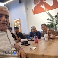 خدمات پاکسازی پوست سارا