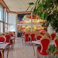 رستوران مجلل آسمان