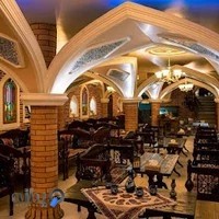رستوران کندر
