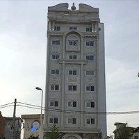 ساختمان پزشکان بهار