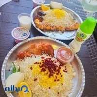 بیرون بر زیتون سبز