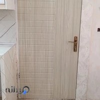 نصاب و نصب درب چوبی