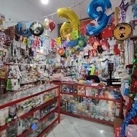 ظروف یکبار مصرف رنگارنگ