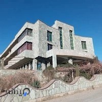 هتل کریم خان زند لر تبار