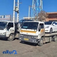 کفی خودروبر مدرن - تعمیرگاه مدرن با کفی خودرو بر و یدک کش
