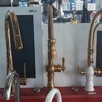 فروشگاه لوازم بهداشتی فلاح