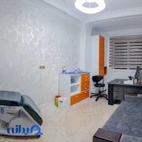 دکتر فرزاد نیکوسرشت