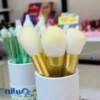 فروشگاه آرایشی بهداشتی رنگارنگ