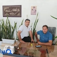 مشاور املاک مشکی