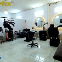 سالن زیبایی لیا