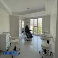 کلدکتر مهدی خسروی جراح عمومی در کلنیک اریوانینیک تخصصی پوست و مو آریوان