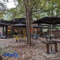 کافه کتاب سایه