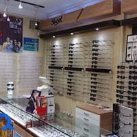 عینک طبی وبینایی سنجی شاهپری