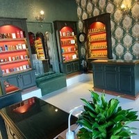 فروشگاه عطر دربار