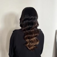 سالن زیبایی نهال