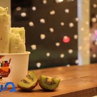 بستنی هانی رول