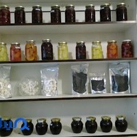 گلاب و عرقیات گیاهی سنتی زاوین.