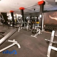باشگاه بدنسازی آراد