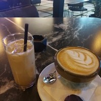 کافه ونگوگ Vangogh Cafe