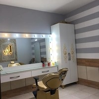سالن زیبایی لیانا آرا
