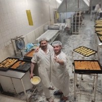 شیرینی و نان پادرازی فاتح