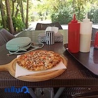 پیتزا کلبه