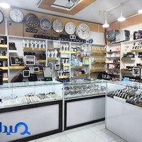 اکسسوری و ساعت تیک تاک