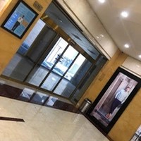 گالری سناتور