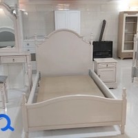 گالری چوب سیسمونی و نوجوان بلوط