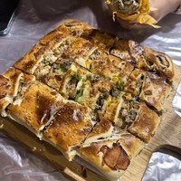 رستوران اصیل مزه