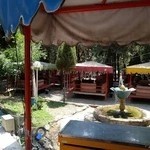 مجموعه رستوران های باغ لاله