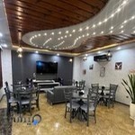 کافه رستوران واروژ