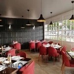 رستوران حس نو